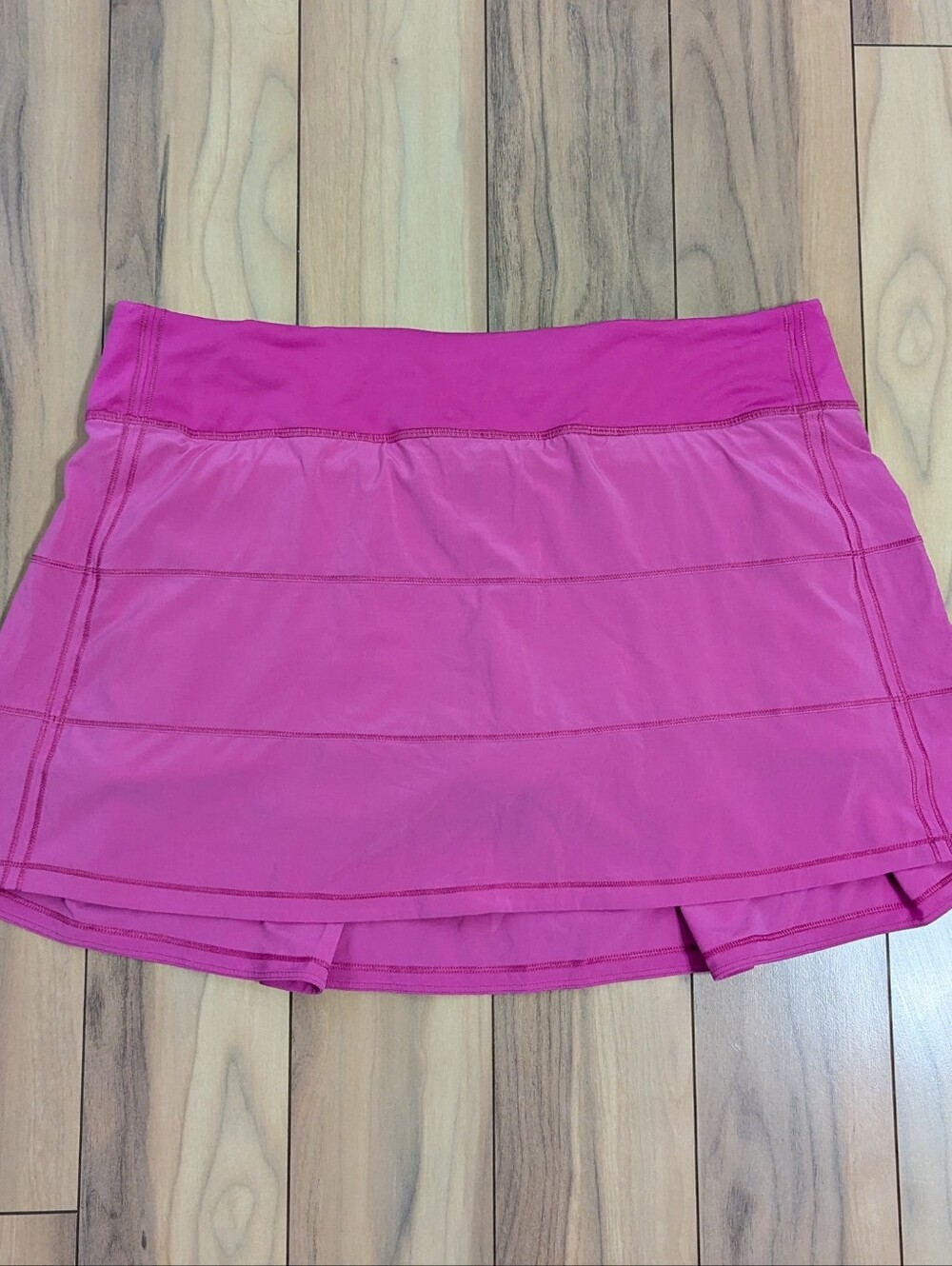 EUC! Lululemon Pace Rival Skirt In Bright Pink Size 12